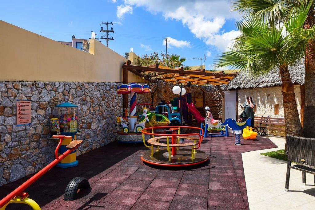 Eurohotel Theo Hotel Ajía Marína Kültér fotó